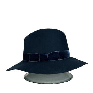 Wyeth Fedora Sun Hat Womens One Size 100% Wool Felt Navy Blue Velvet Band Bow